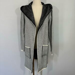 Olyss Hooded Cardigan Sweater Womens M Black White Knit Longline Stylish EUC